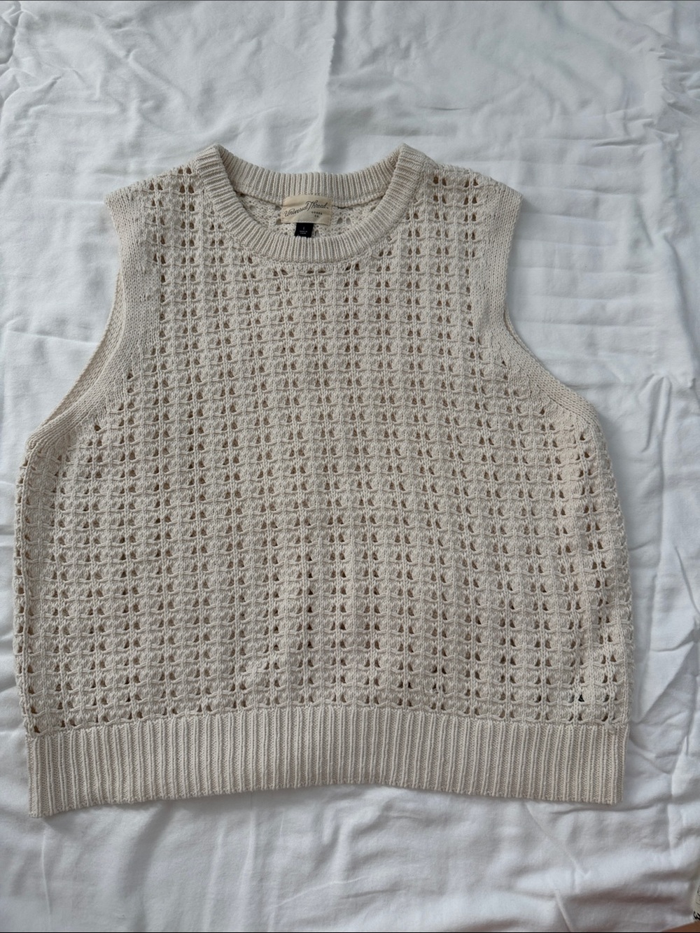 Cream Knit Sleeveless Sweater Vest